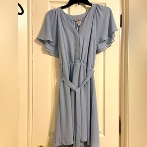 Light blue day dress never worn, great for work or casual outing!